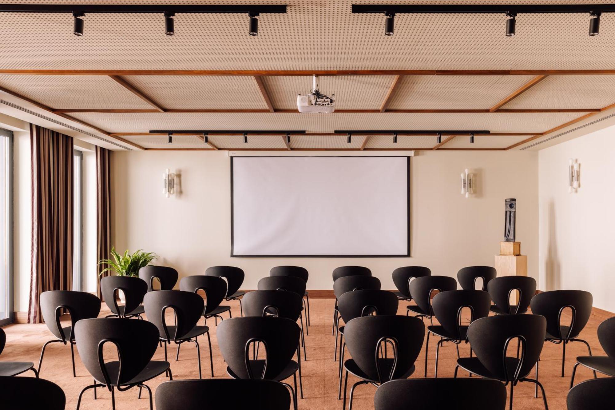The Rebello Hotel & Spa - Small Luxury Hotels Of The World Vila Nova de Gaia Exterior foto A typical conference room